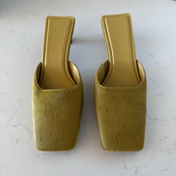 Vince Shoes - NEW Vince Electra block heeled calf hair mustard square toe mules Size: 6
